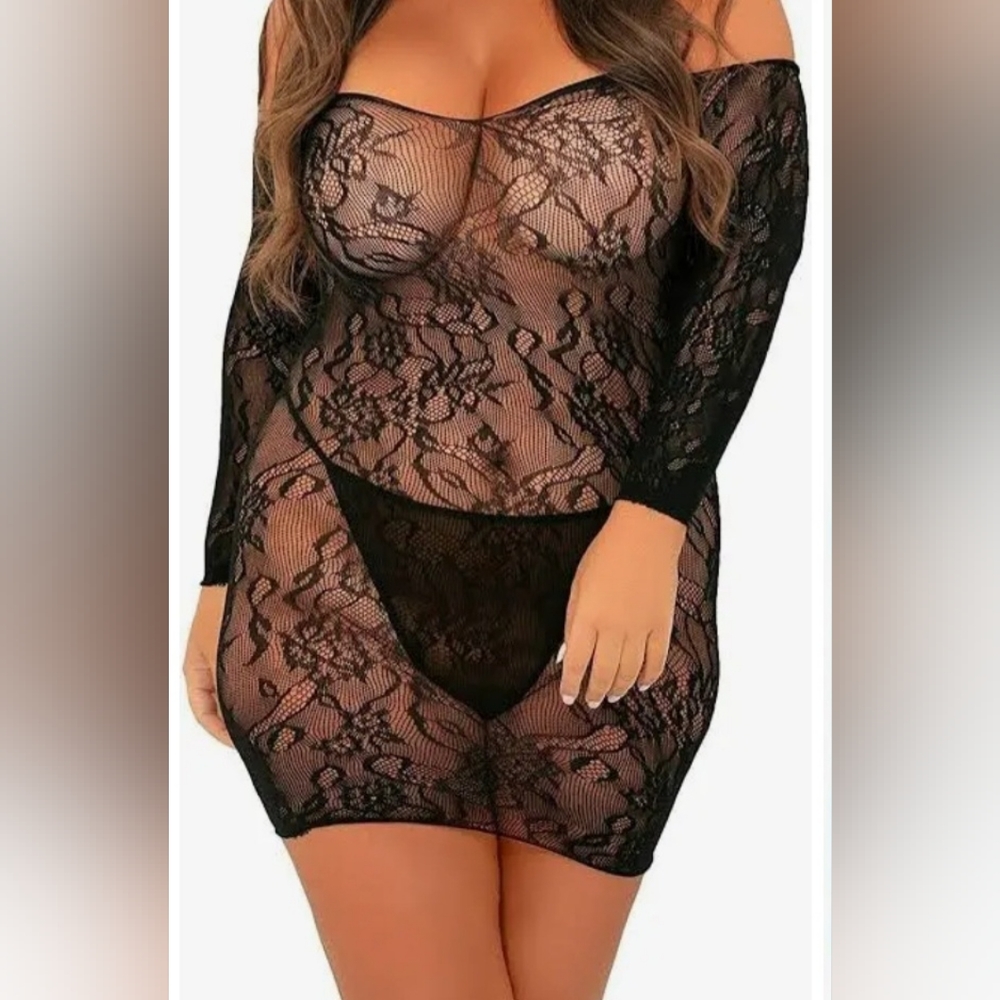 Black Lace dress / lingerie comes w gstring plus / queen size 2-4X NWOT